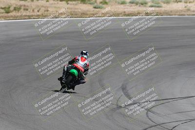 media/Apr-20-2025-AHRMA (Sun) [[393a79c373]]/Race/Group 8/Turn 4b/